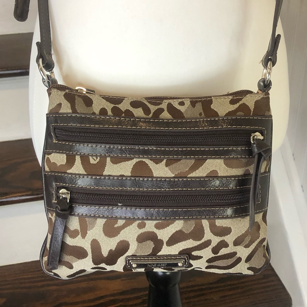 NINE WEST Leopard Camo Crossbody Shoulder Bag Exterior Pockets Top Zipper Close